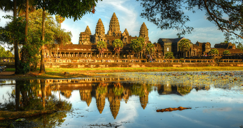 Siem Reap to Phnom Penh by Private Car or Minivan