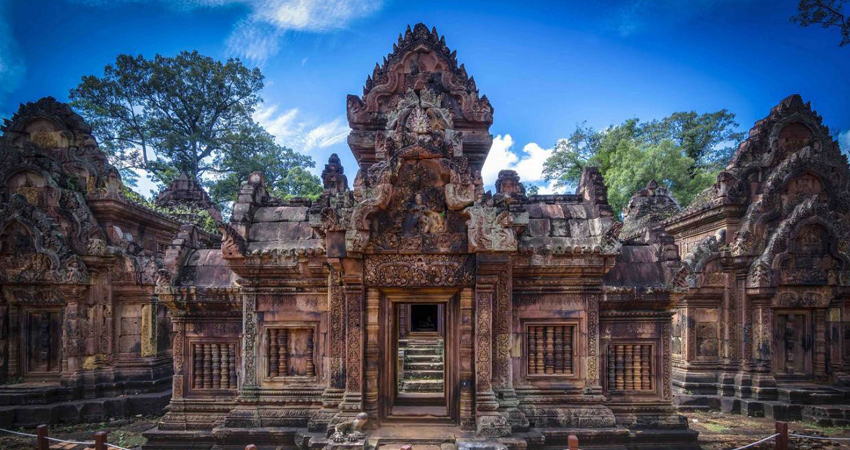 Ta Prohm and Banteay Srei Temples - Private Tour from Siem Reap