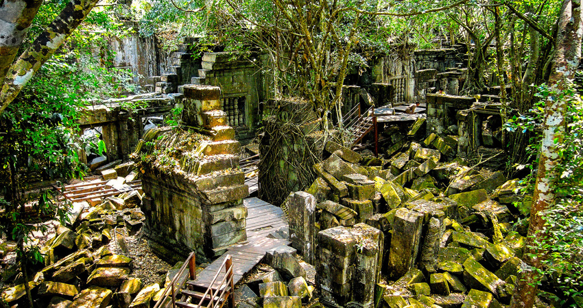 Koh Ker and Beng Mealea Remote Temples Day Tours from Siem Reap