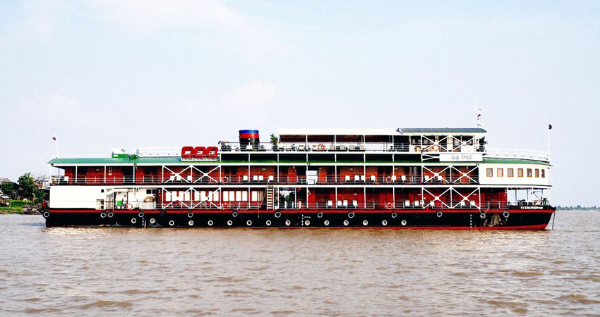 River Cruises Phnom Penh