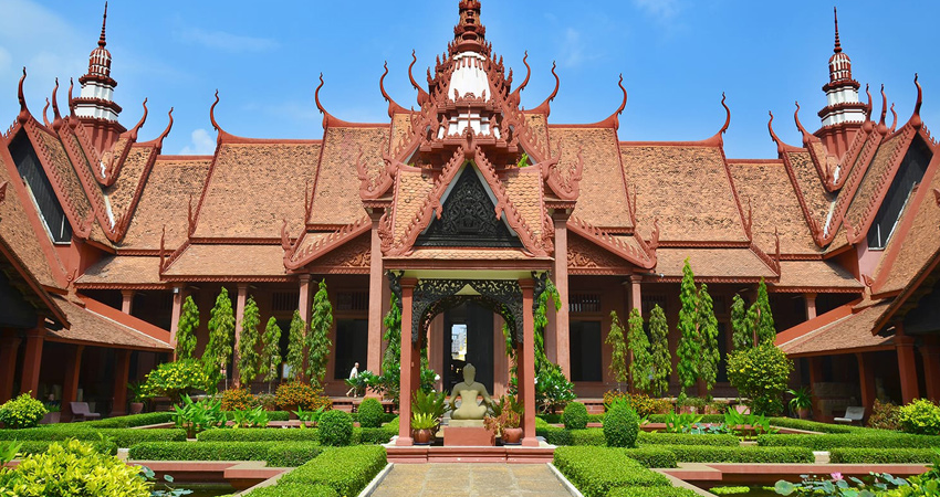 Phnom Penh Royal Palace, Silver Pagoda, and Tuol Sleng Genocide Museum