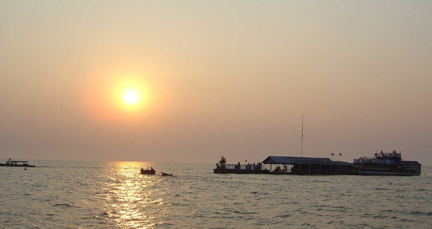 Small Group Sunset Cruise on Tonle Sap Lake with Cambodian drinks and Canape