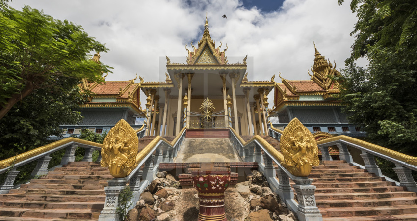 Wat Samraong Knong