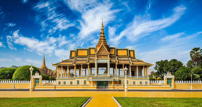 Phnom Penh Royal Palace, Silver Pagoda, and Tuol Sleng Genocide Museum