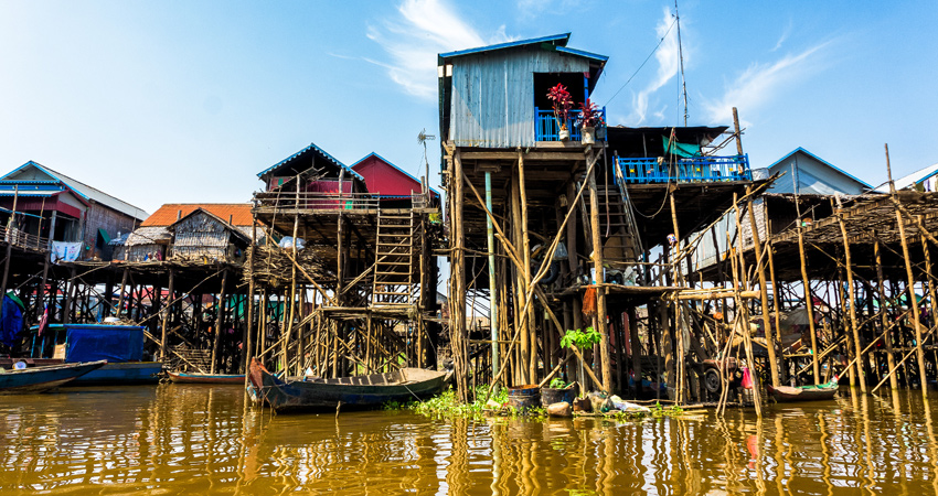 Tonle Sap Lake and Kampong Phluk Half-Day Tours from Siem Reap