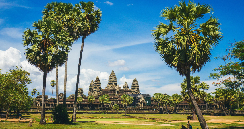 Angkor Wat plus Helicopter ride with Khmer Lunch