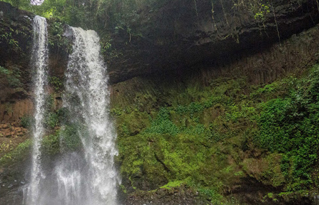 La Ang Khin Waterfall Mondolkiri