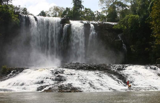 Pich Chenda Waterfall