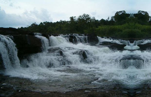 Veal Achaut Waterfall - Koh Kong