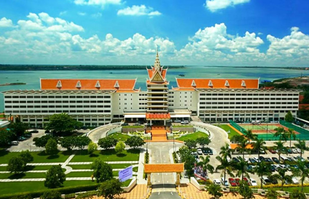 Hotel Cambodiana