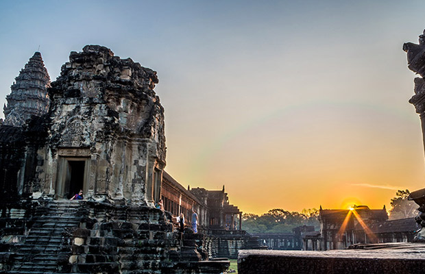 3-Day Majestic Angkor Wat, Siem Reap and Tonle Sap Lake Tour